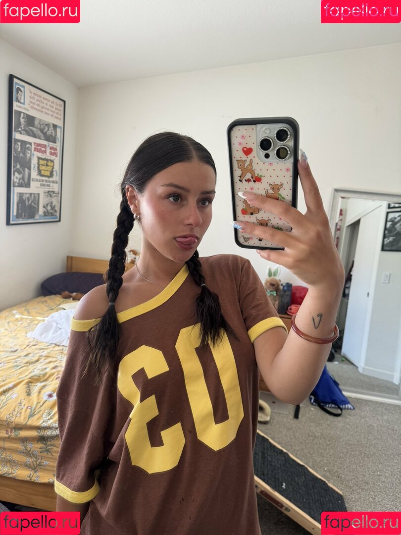 asuna Onlyfans Photo Gallery 