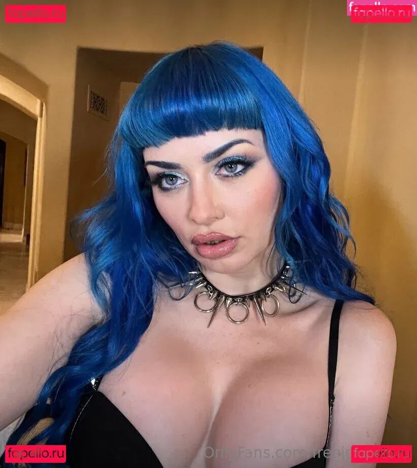 freejewelzblu Onlyfans Photo Gallery 