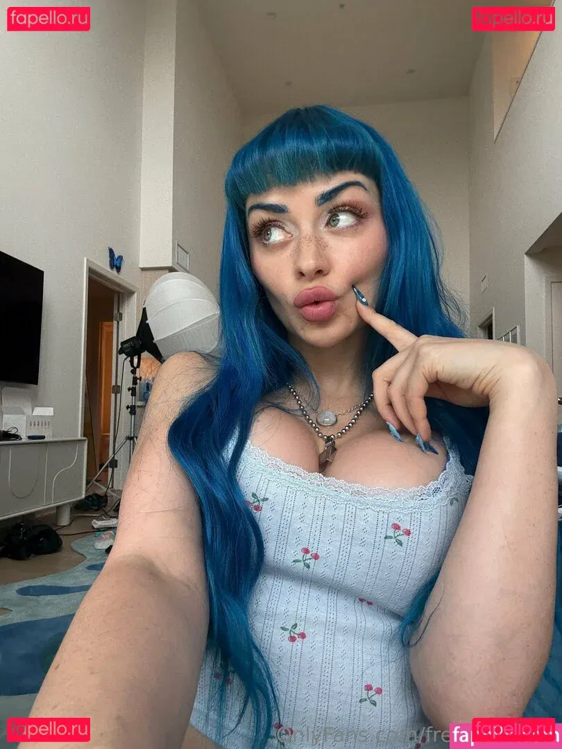 freejewelzblu Onlyfans Photo Gallery 