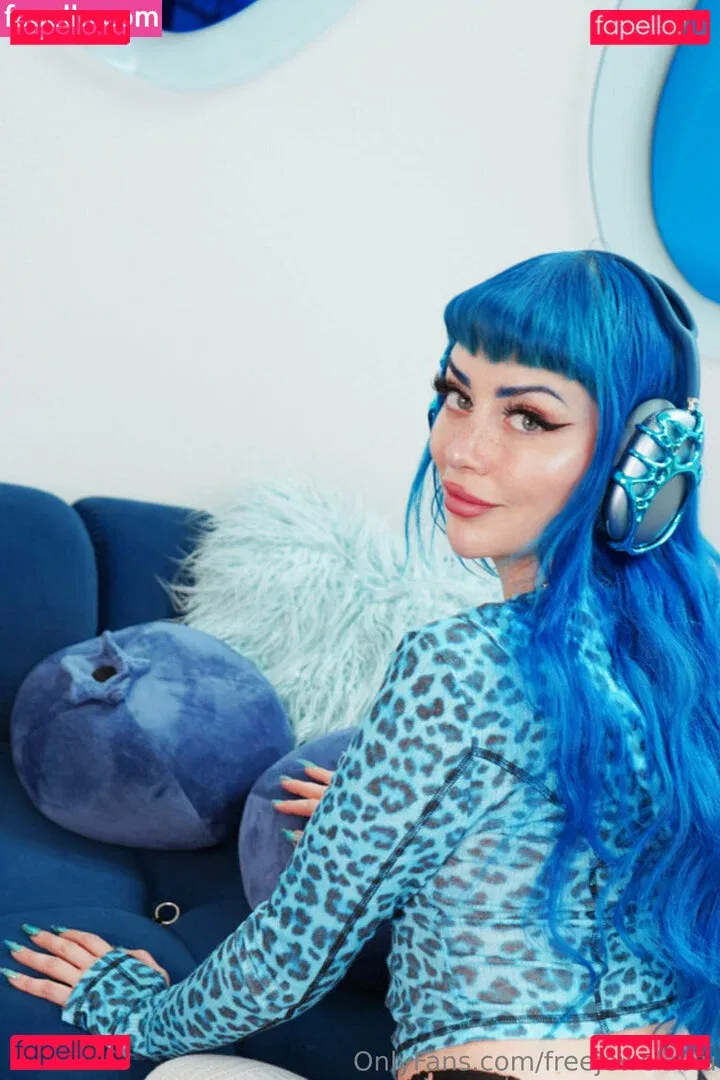 freejewelzblu Onlyfans Photo Gallery 