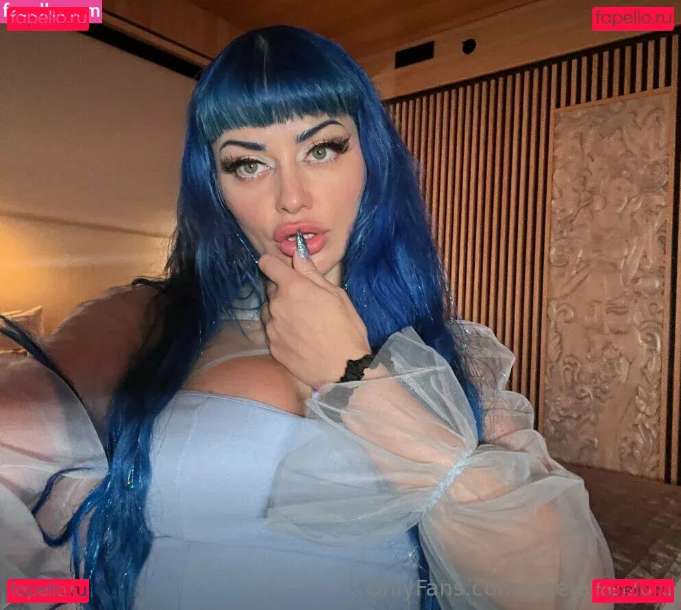 freejewelzblu Onlyfans Photo Gallery 