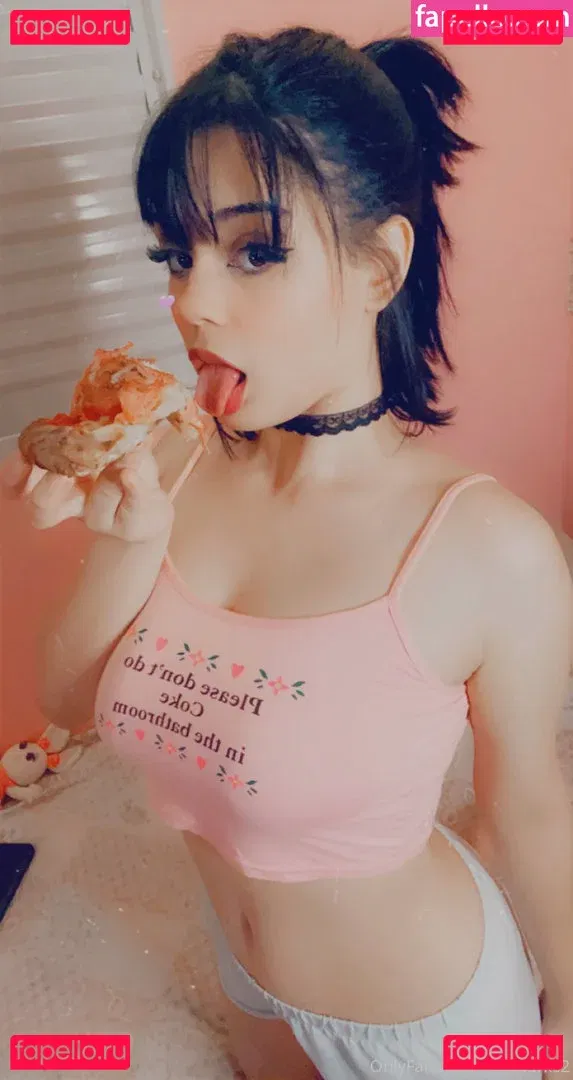 Feh Mark Onlyfans Photo Gallery 