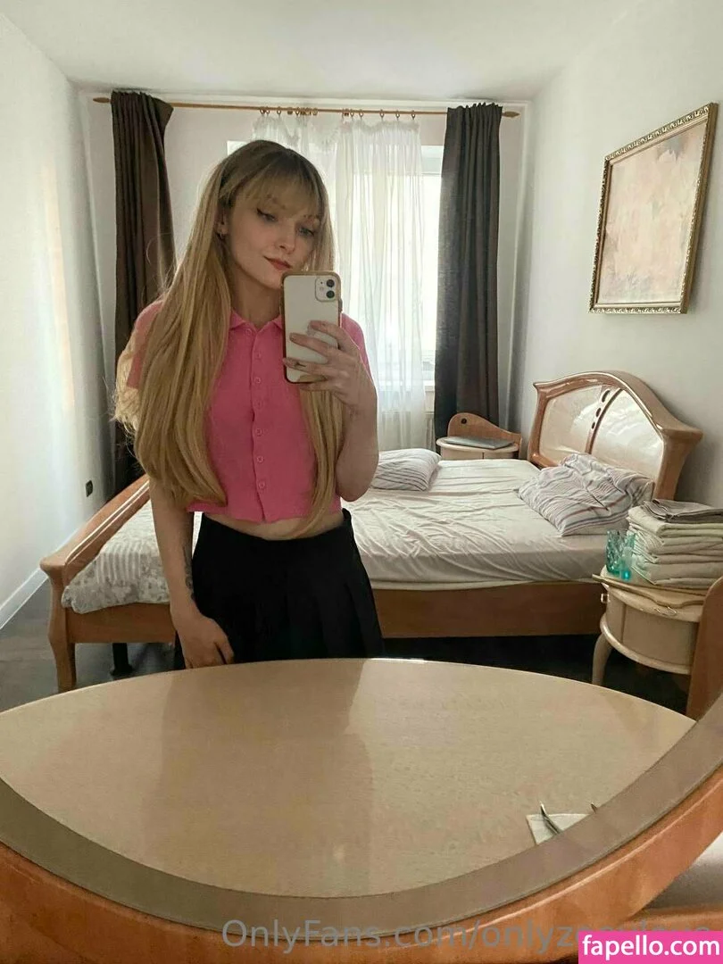 onlyzoeylove Onlyfans Photo Gallery 