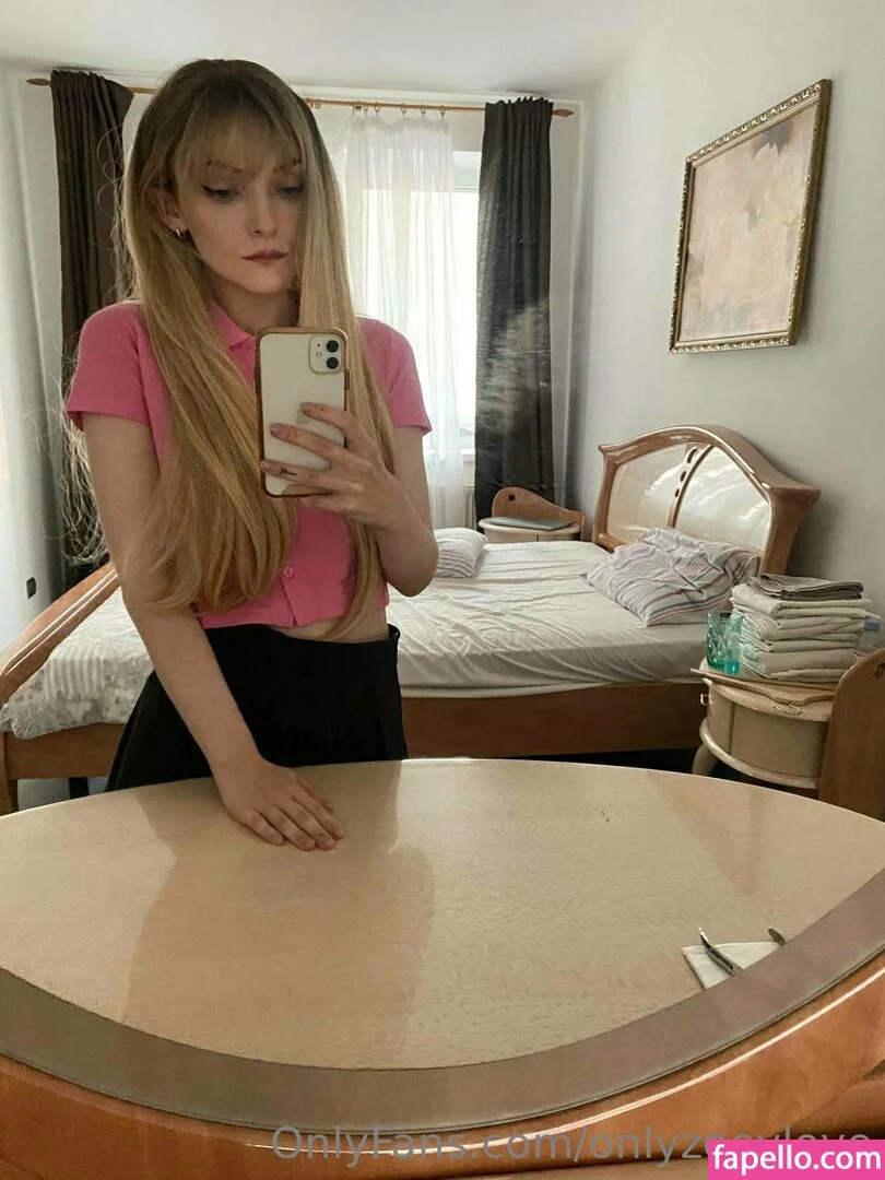 onlyzoeylove Onlyfans Photo Gallery 