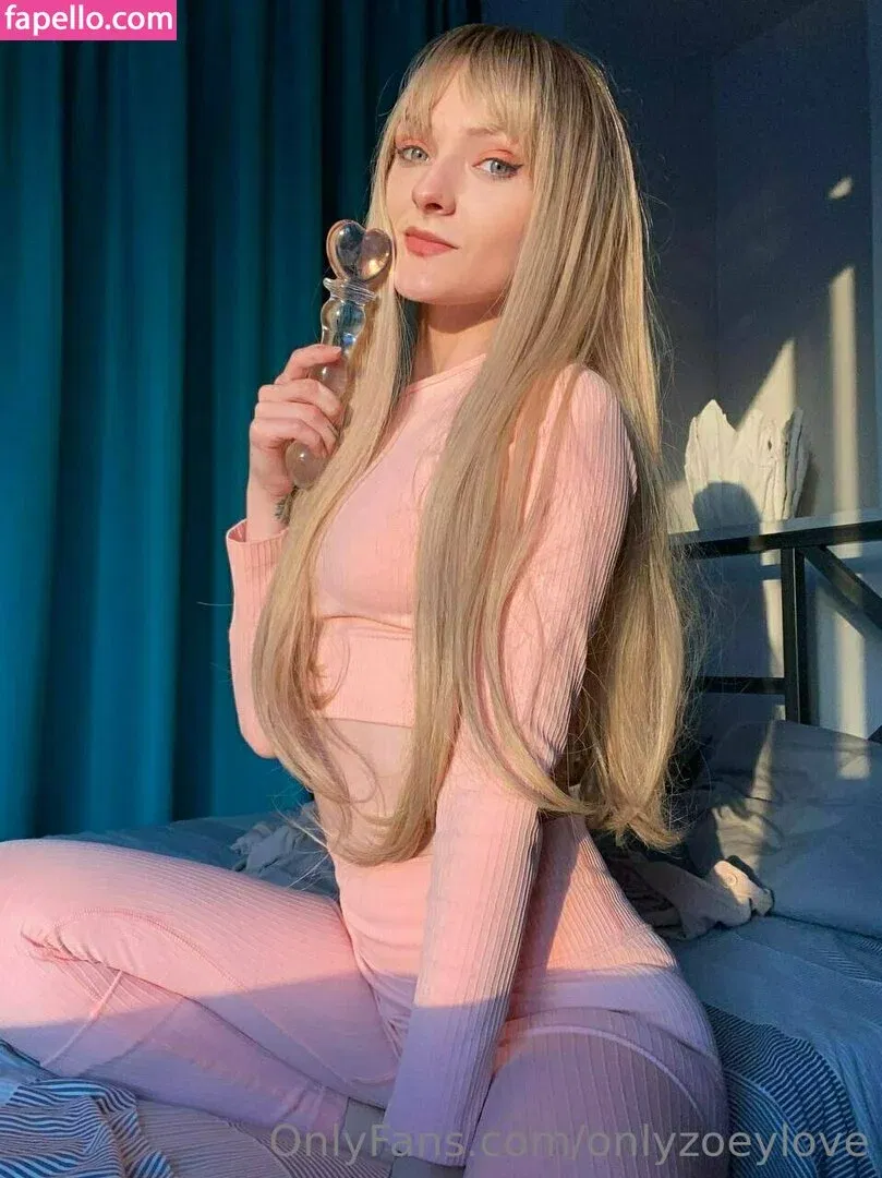 onlyzoeylove Onlyfans Photo Gallery 