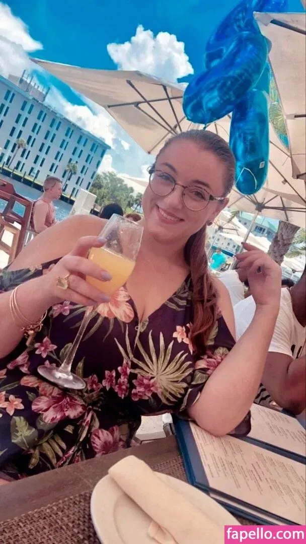 tifftiffrosee Onlyfans Photo Gallery 