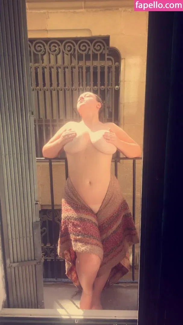 tifftiffrosee Onlyfans Photo Gallery 