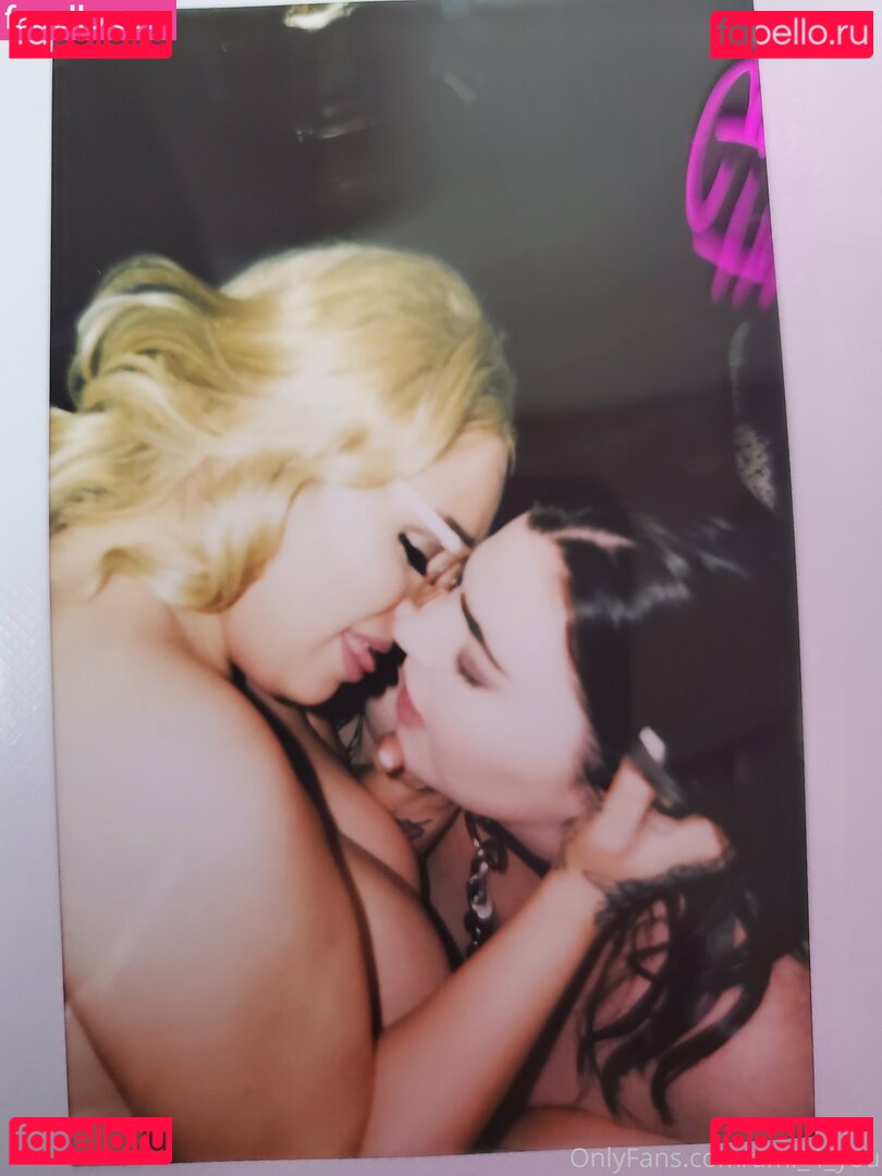ami_4_youfree Nude Onlyfans Photo 5
