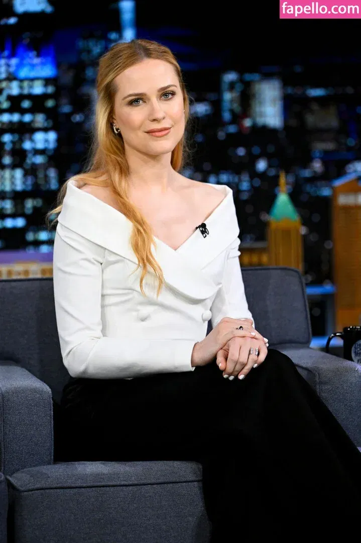 Evan Rachel Wood Onlyfans Photo Gallery 