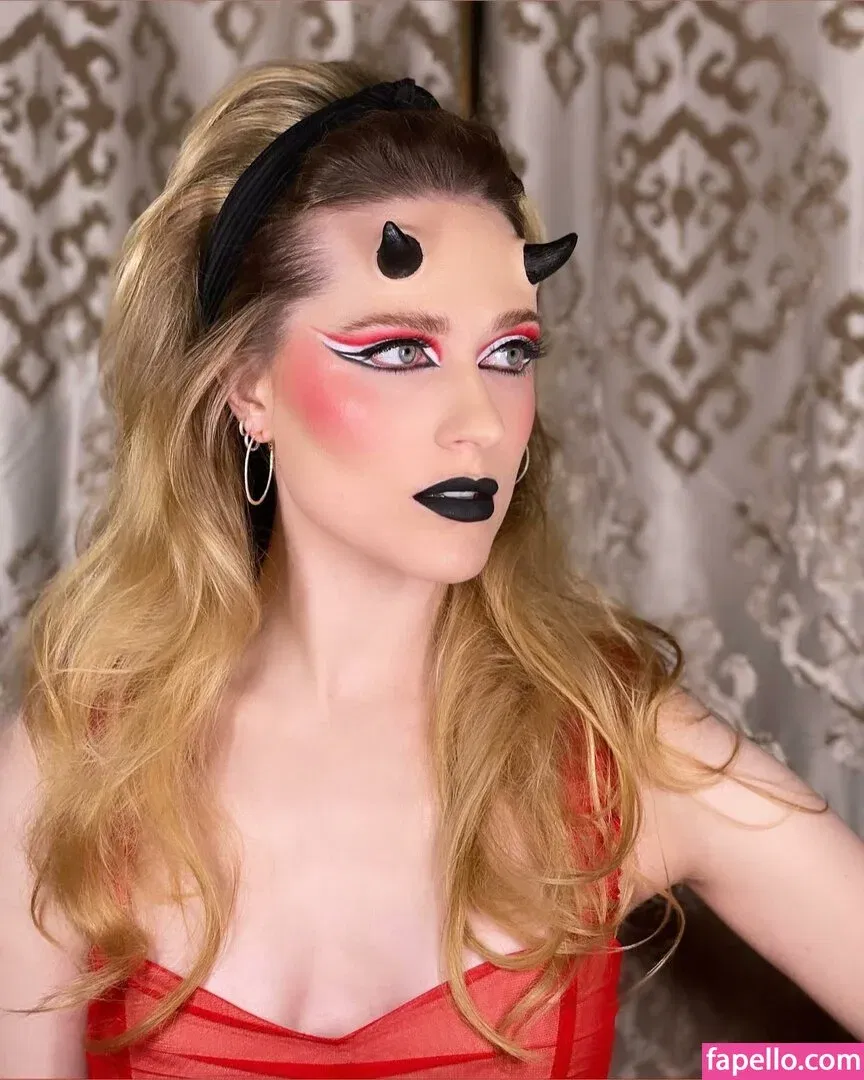 Evan Rachel Wood Onlyfans Photo Gallery 