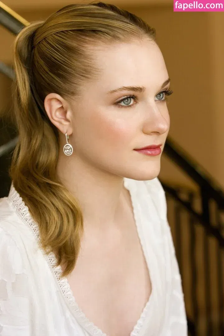 Evan Rachel Wood Onlyfans Photo Gallery 