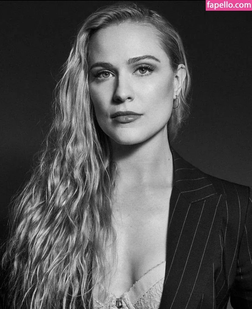 Evan Rachel Wood Onlyfans Photo Gallery 