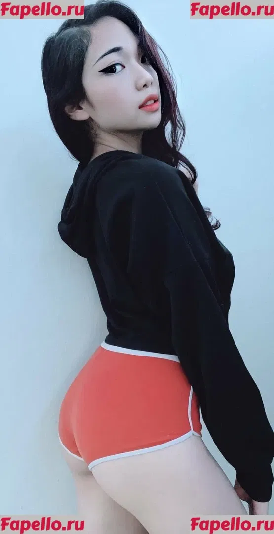 meikoui Onlyfans Photo Gallery 