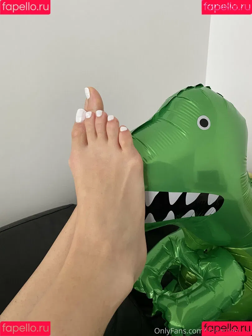 italianfeetluv Onlyfans Photo Gallery 