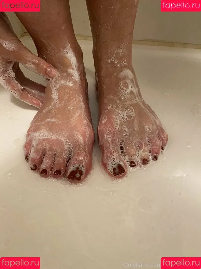 italianfeetluv Onlyfans Photo Gallery 
