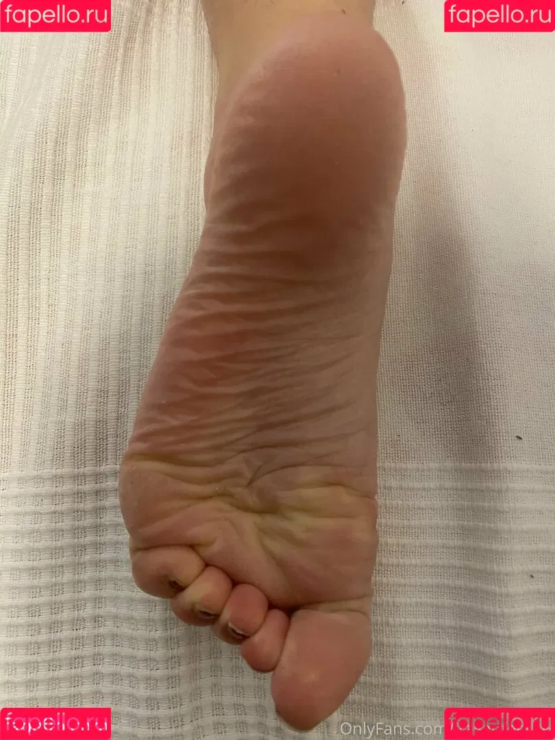 italianfeetluv Onlyfans Photo Gallery 