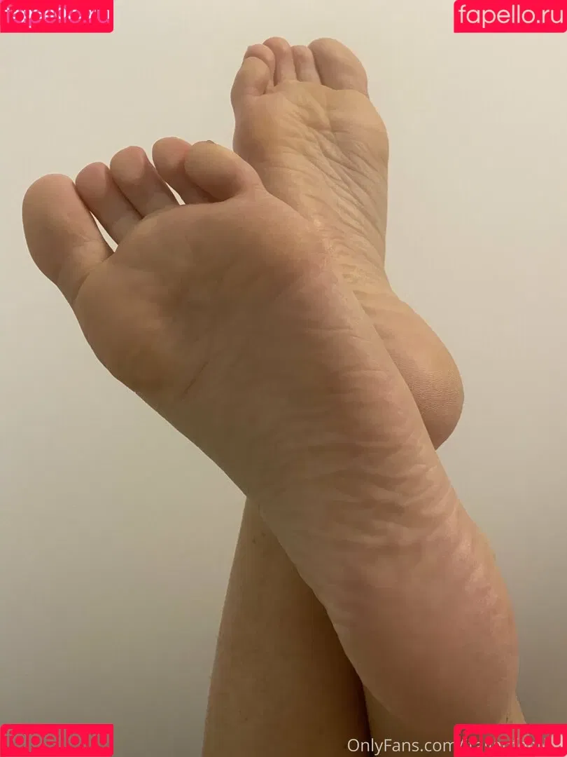 italianfeetluv Onlyfans Photo Gallery 