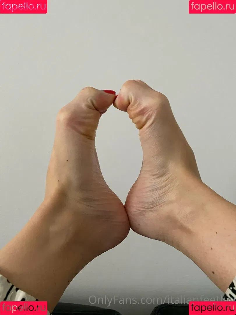 italianfeetluv Onlyfans Photo Gallery 