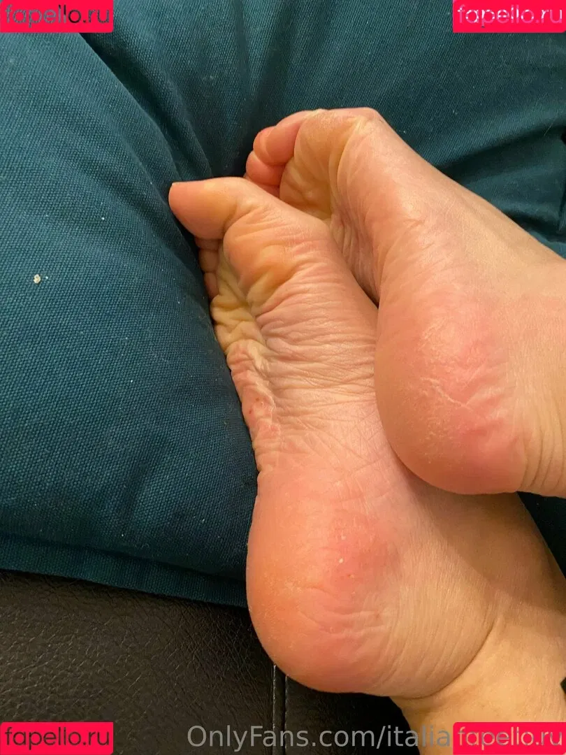 italianfeetluv Onlyfans Photo Gallery 