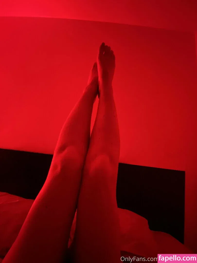 italianfeetluv Onlyfans Photo Gallery 