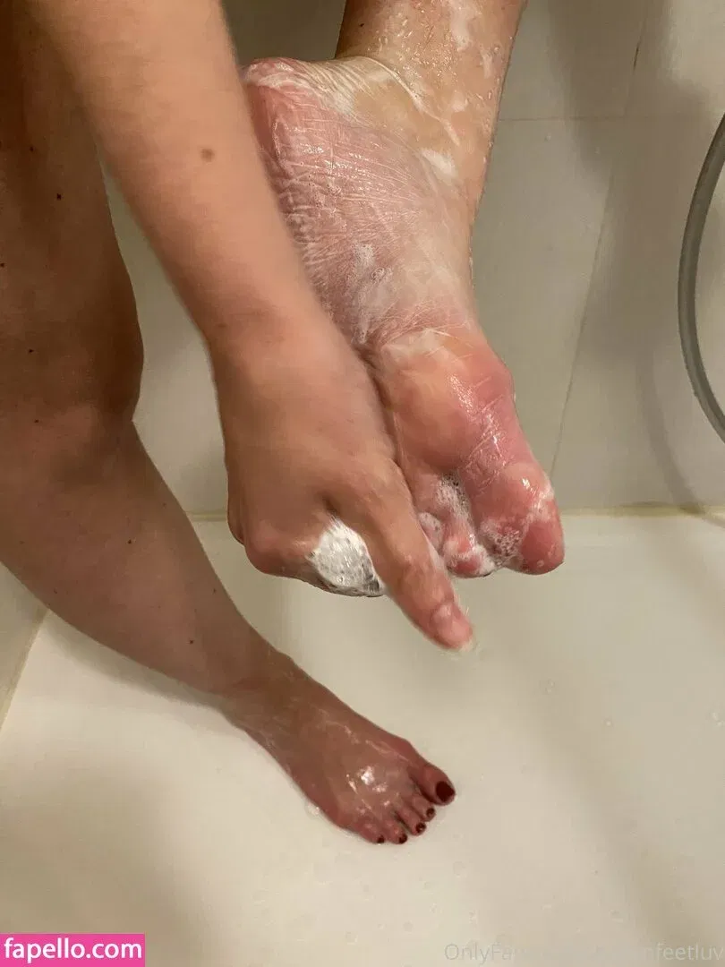 italianfeetluv Onlyfans Photo Gallery 