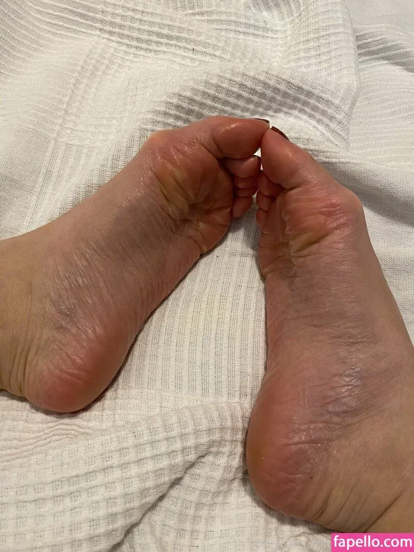 italianfeetluv Onlyfans Photo Gallery 