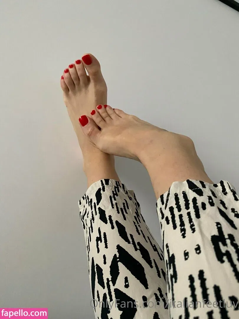 italianfeetluv Onlyfans Photo Gallery 