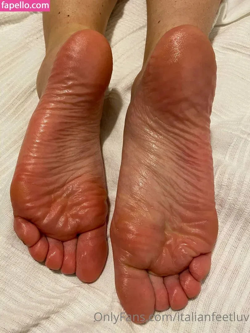 italianfeetluv Onlyfans Photo Gallery 