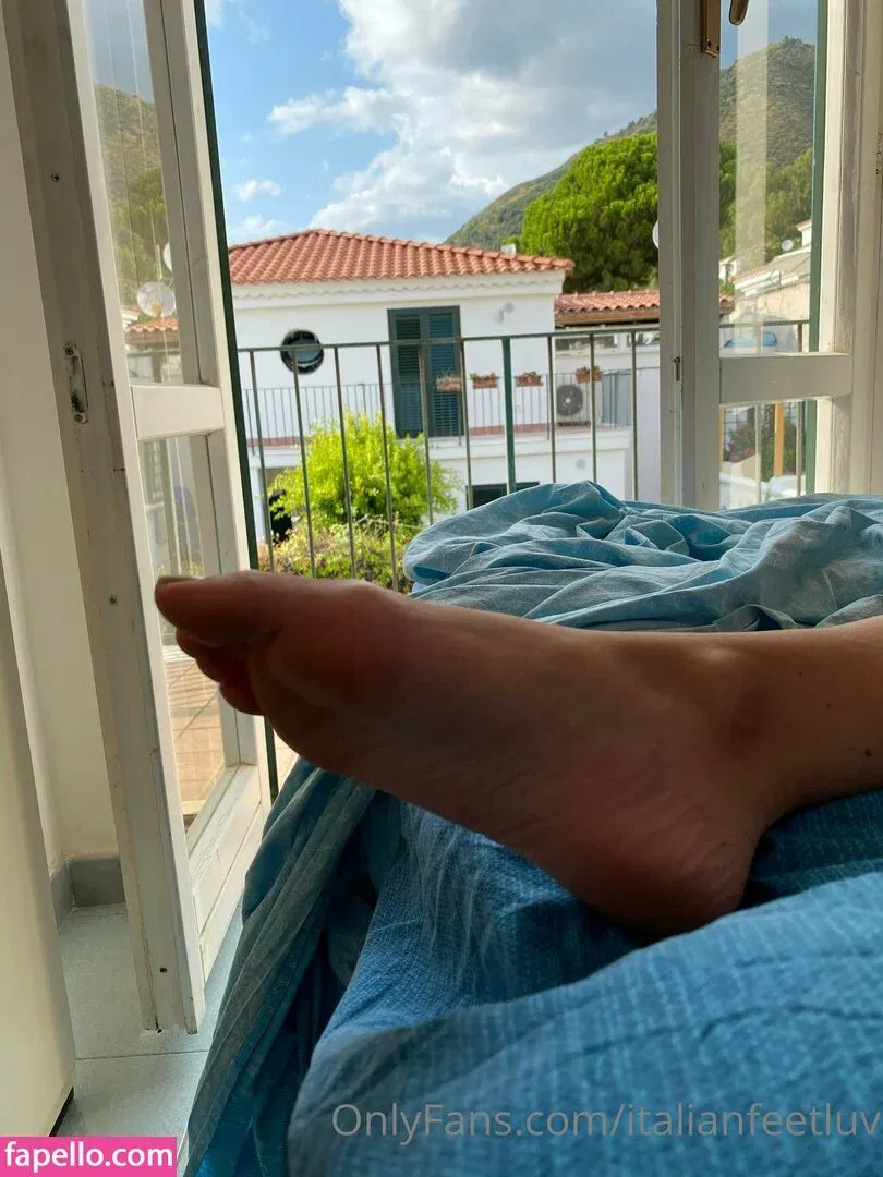 italianfeetluv Onlyfans Photo Gallery 