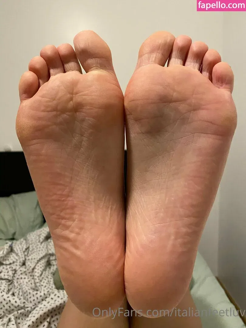 italianfeetluv Onlyfans Photo Gallery 