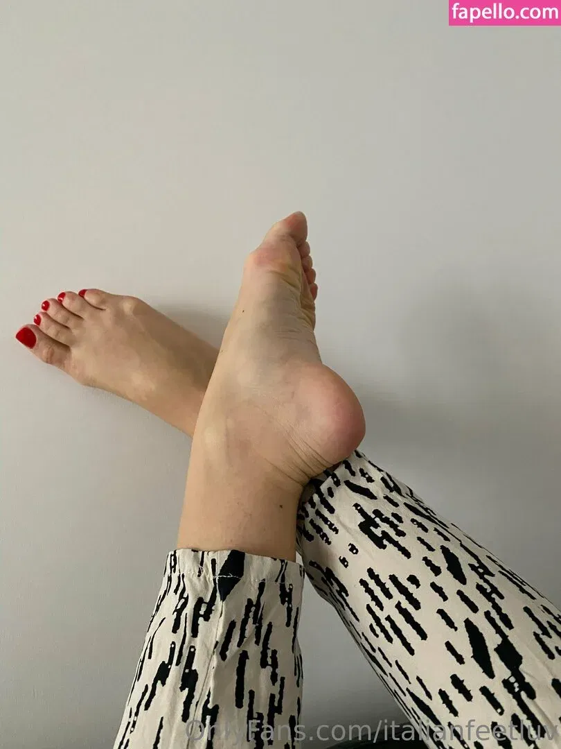 italianfeetluv Onlyfans Photo Gallery 