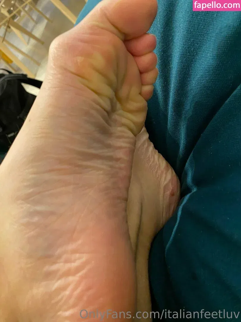 italianfeetluv Onlyfans Photo Gallery 