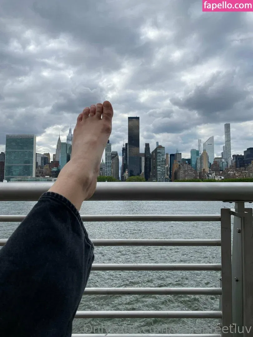 italianfeetluv Onlyfans Photo Gallery 