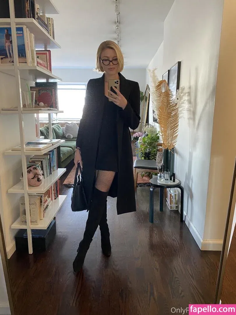 coviv Onlyfans Photo Gallery 