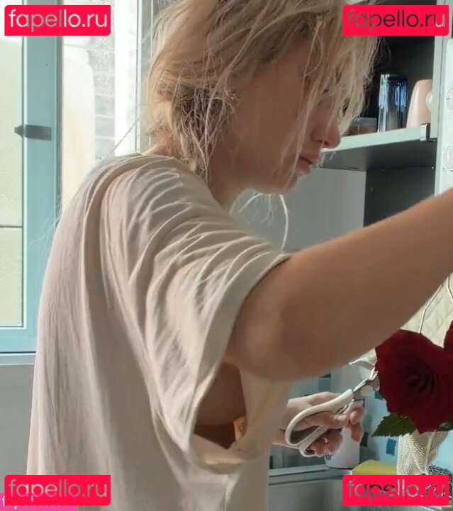 Luplupka Nude Onlyfans Photo 9