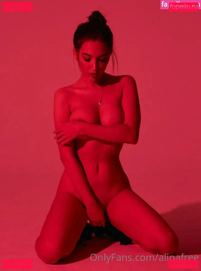 alinafree Onlyfans Photo Gallery 