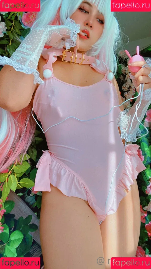 RedRabbu Onlyfans Photo Gallery 