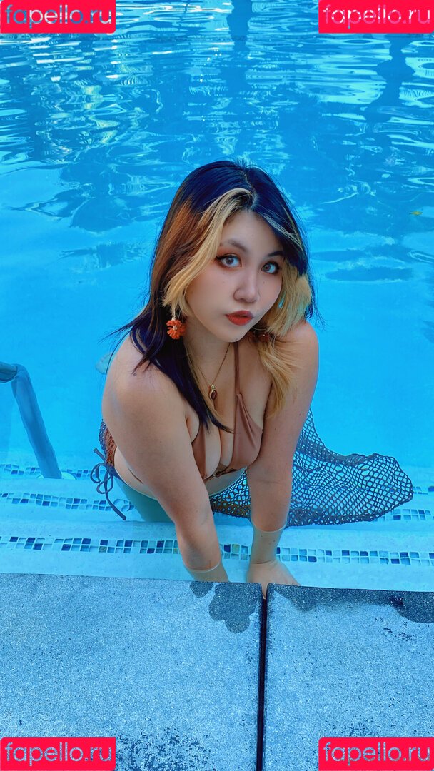 RedRabbu Onlyfans Photo Gallery 