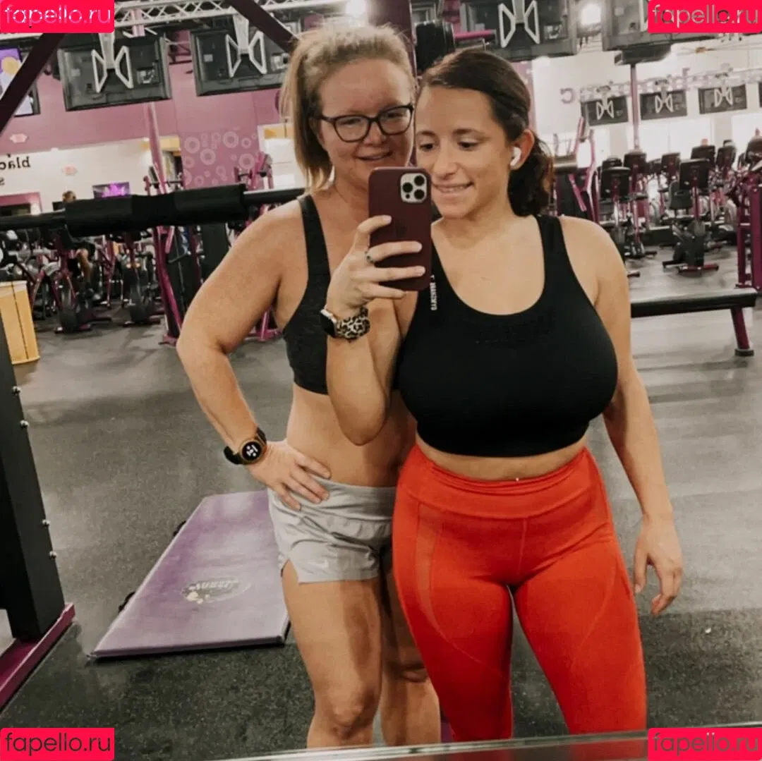 Sarah H Onlyfans Photo Gallery 