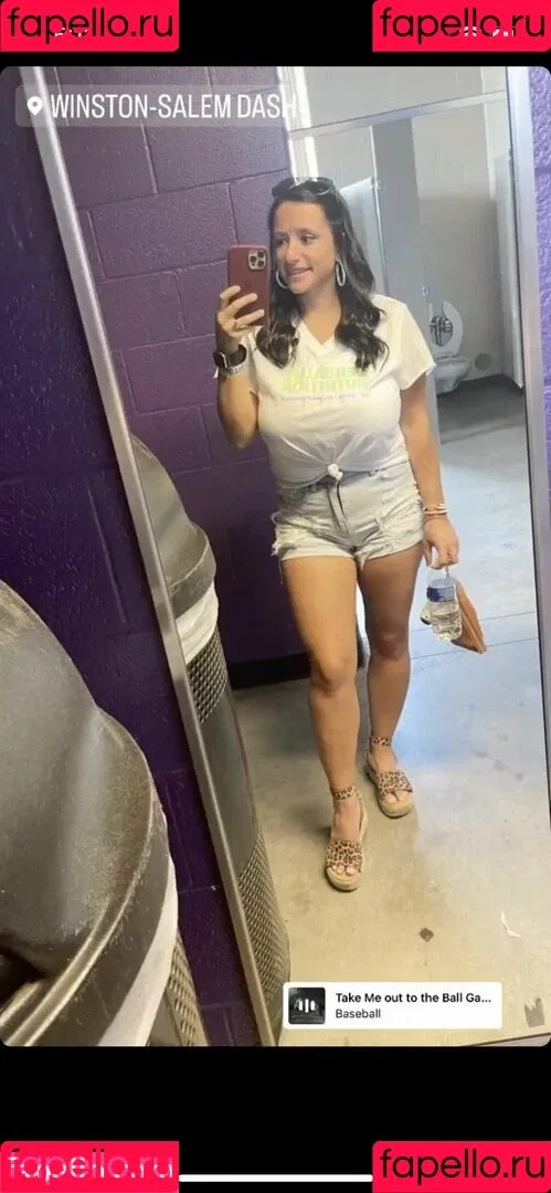 Sarah H Onlyfans Photo Gallery 