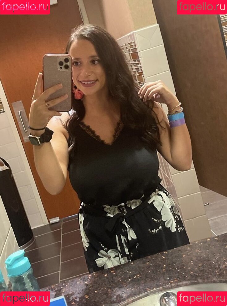 Sarah H Onlyfans Photo Gallery 