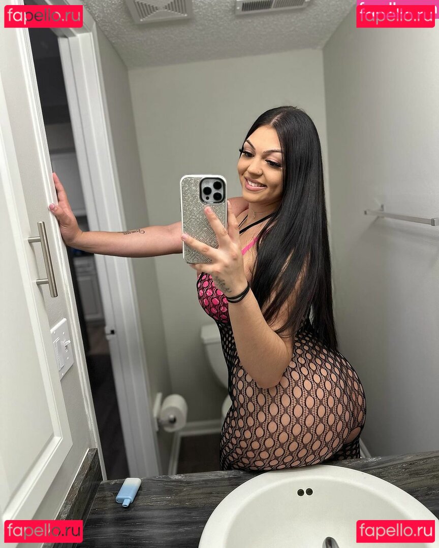 carebarex Nude Onlyfans Photo 4