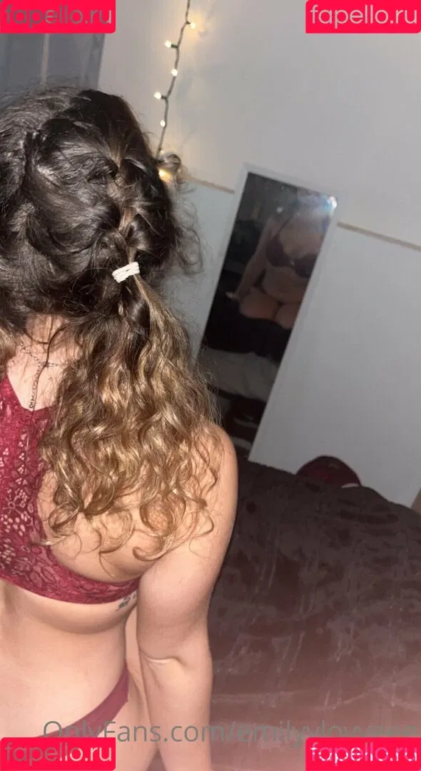 emilyylovveee Onlyfans Photo Gallery 