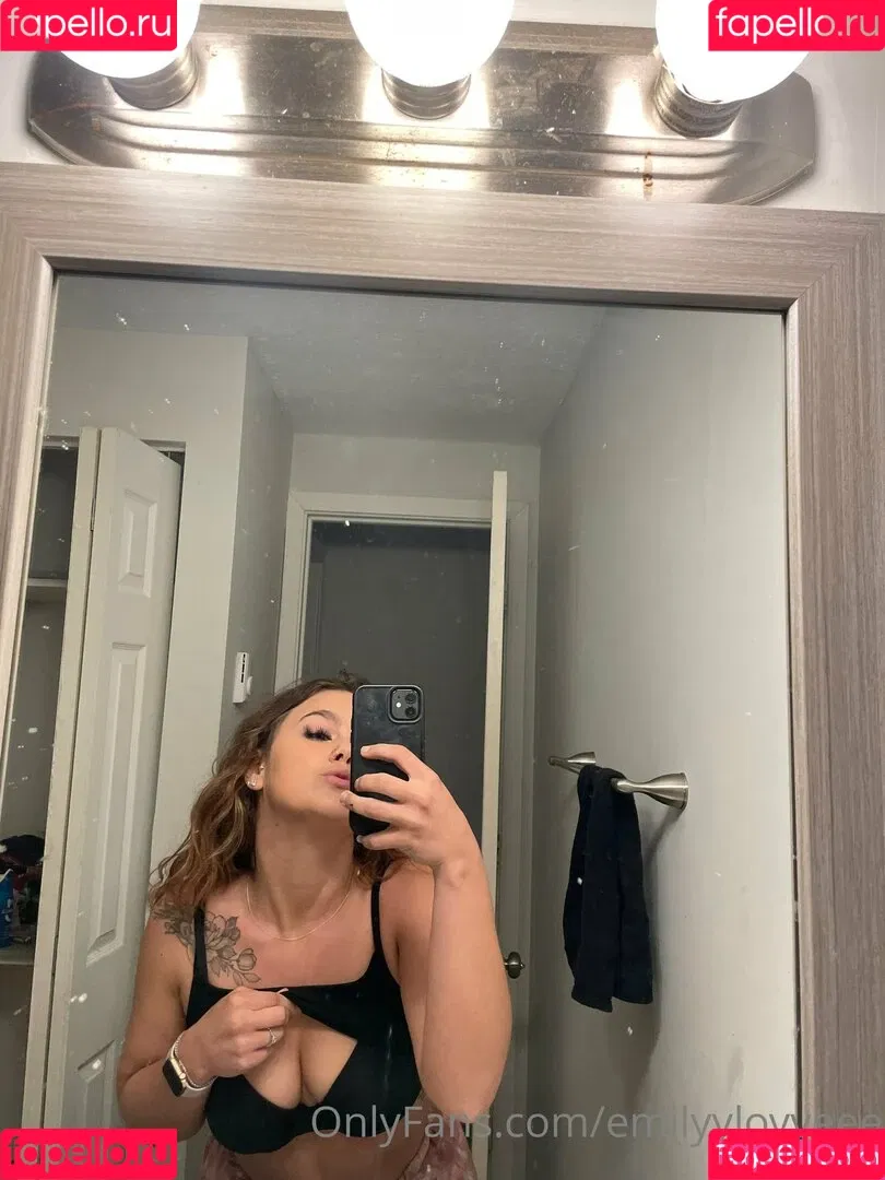 emilyylovveee Onlyfans Photo Gallery 