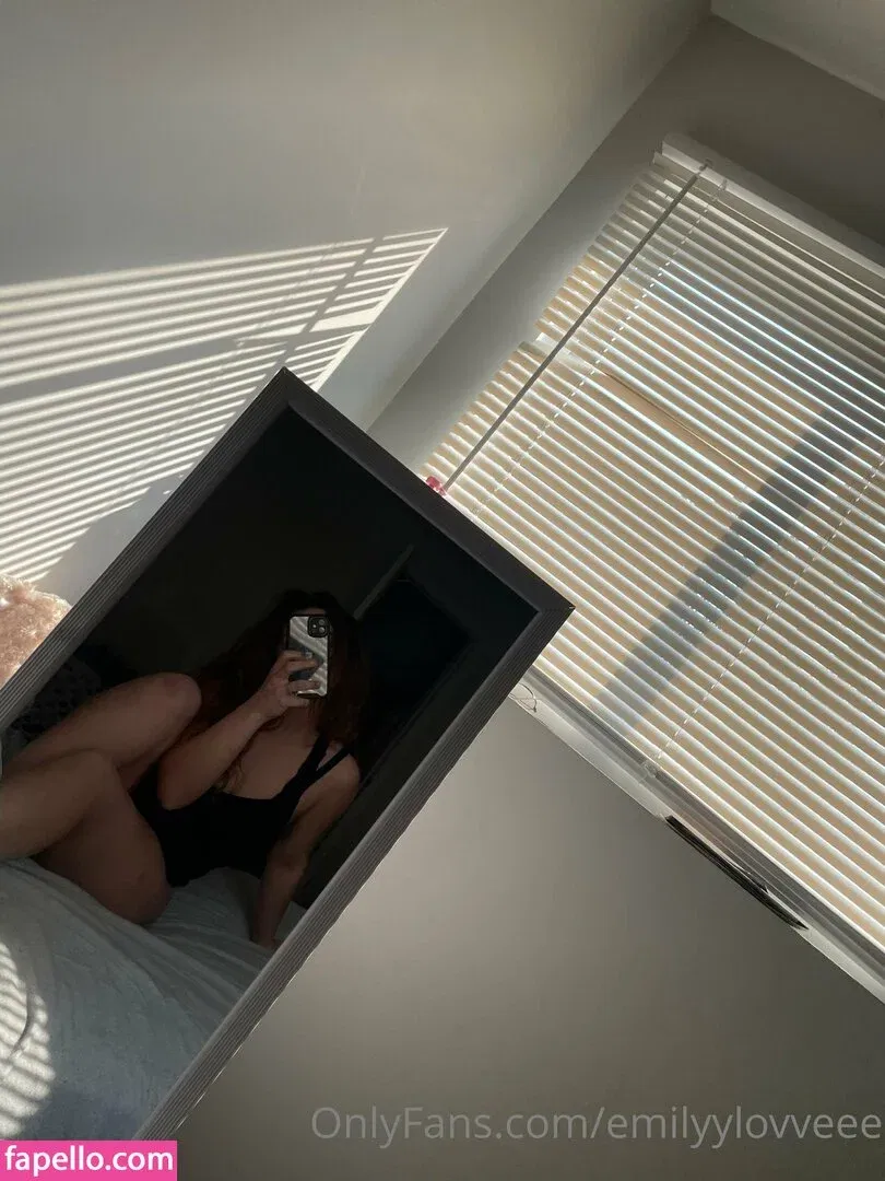 emilyylovveee Onlyfans Photo Gallery 