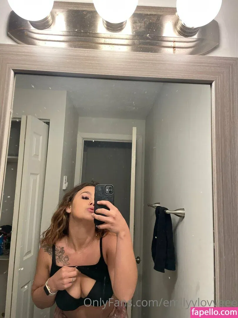 emilyylovveee Onlyfans Photo Gallery 