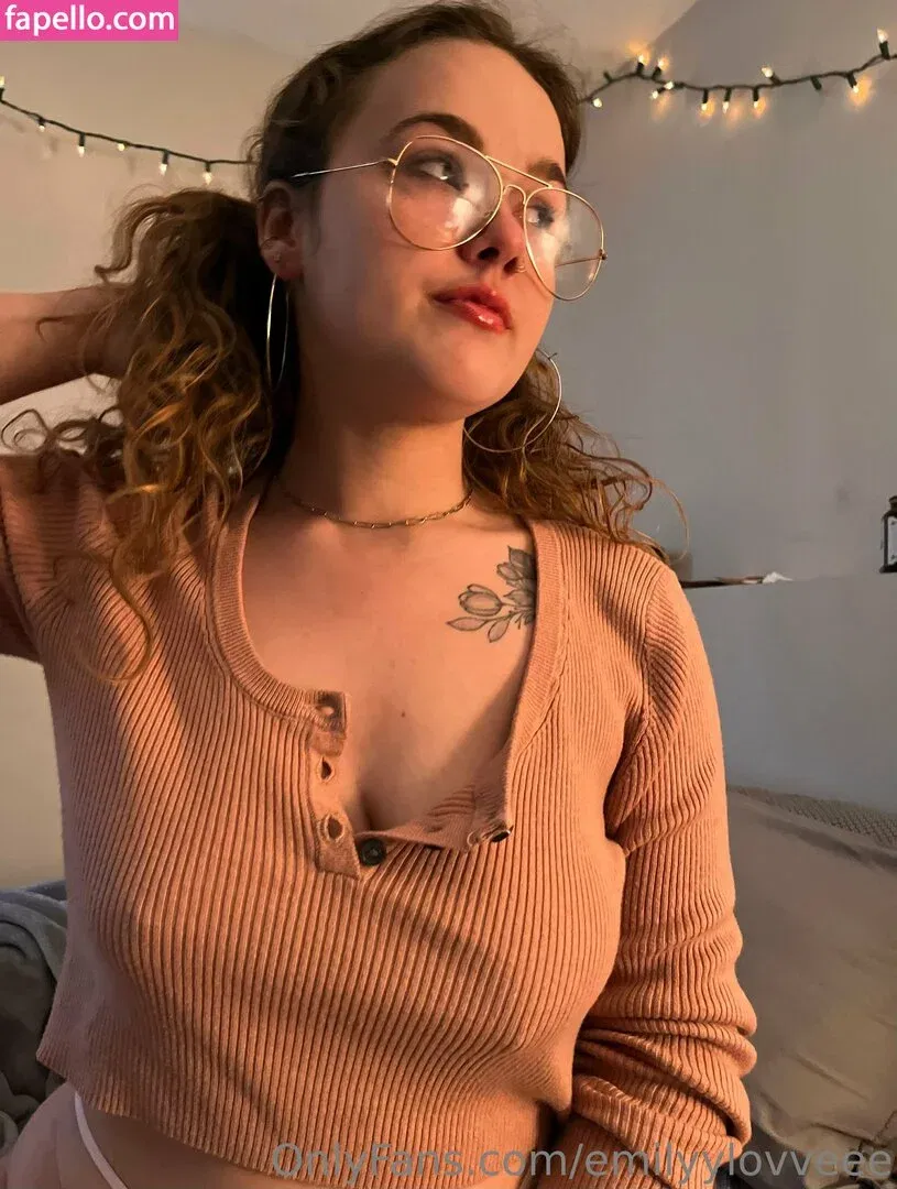 emilyylovveee Onlyfans Photo Gallery 