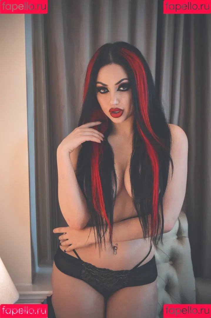 Dani Divine Onlyfans Photo Gallery 