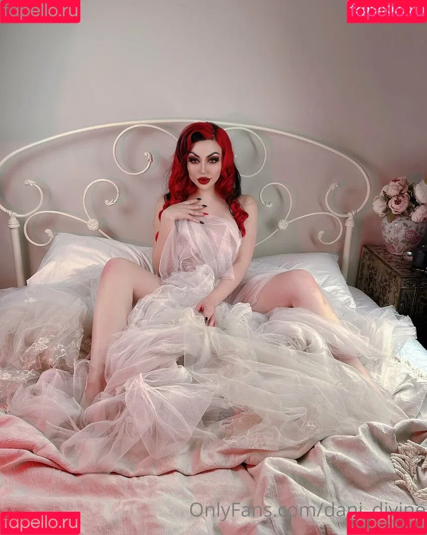 Dani Divine Onlyfans Photo Gallery 