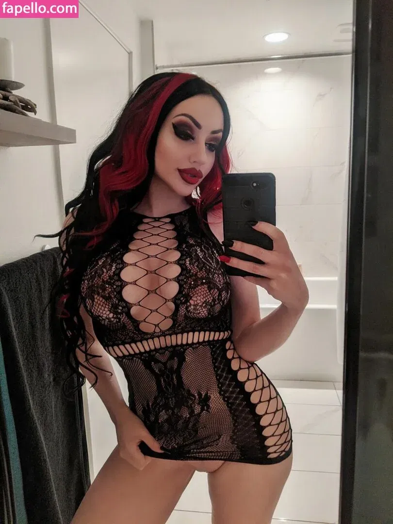Dani Divine Onlyfans Photo Gallery 